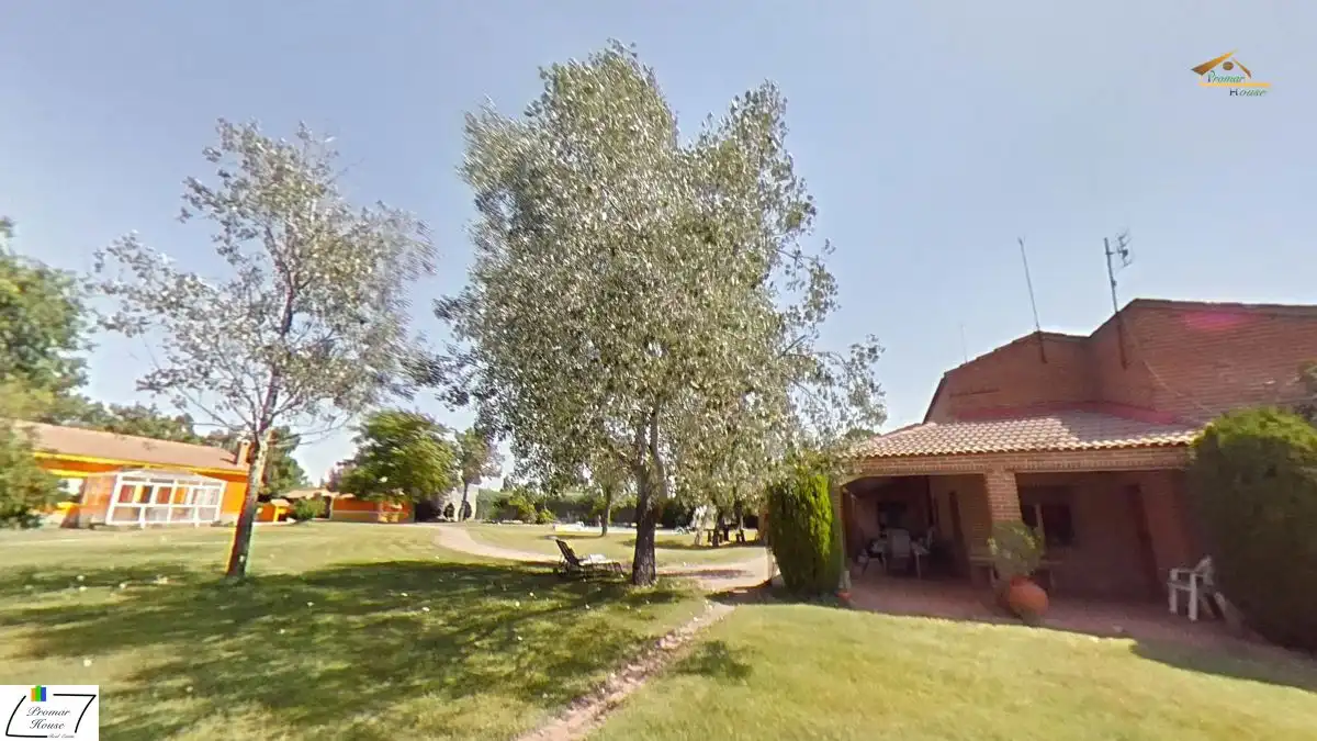 Jardín de Casa o chalet en venta en Muñogrande con Calefacción, Jardín privado y Trastero
