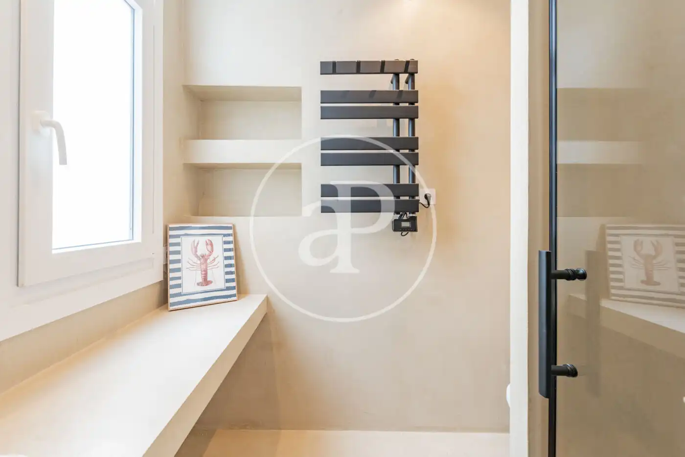 Bathroom of Flat for sale in Madrid  with Air Conditioner, Heating and Terrace