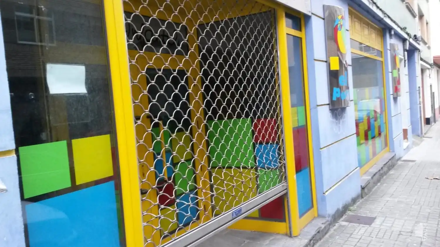 Local comercial en venta en Porta Nova, imagen 2