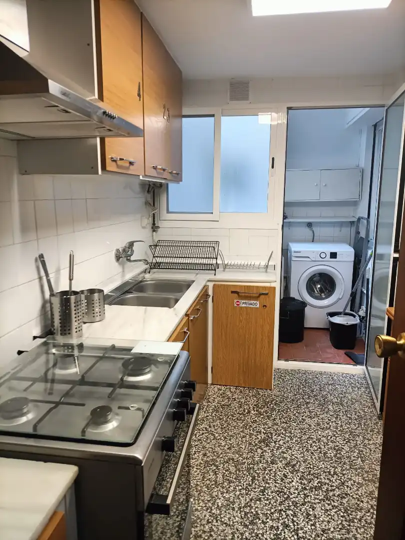 Kitchen of Flat for rent in Valencia  with Furnished, Oven and Washing machine