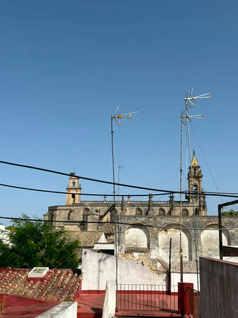 Vista exterior de Pis en venda en Jerez de la Frontera amb Aire condicionat, Calefacció i Parquet