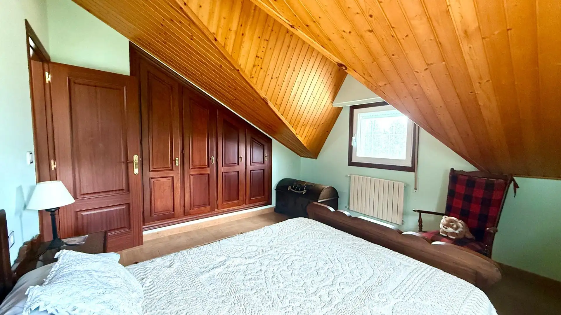 Bedroom of Country homes for sale in Toén  with Private garden, Storage room and Swimming Pool