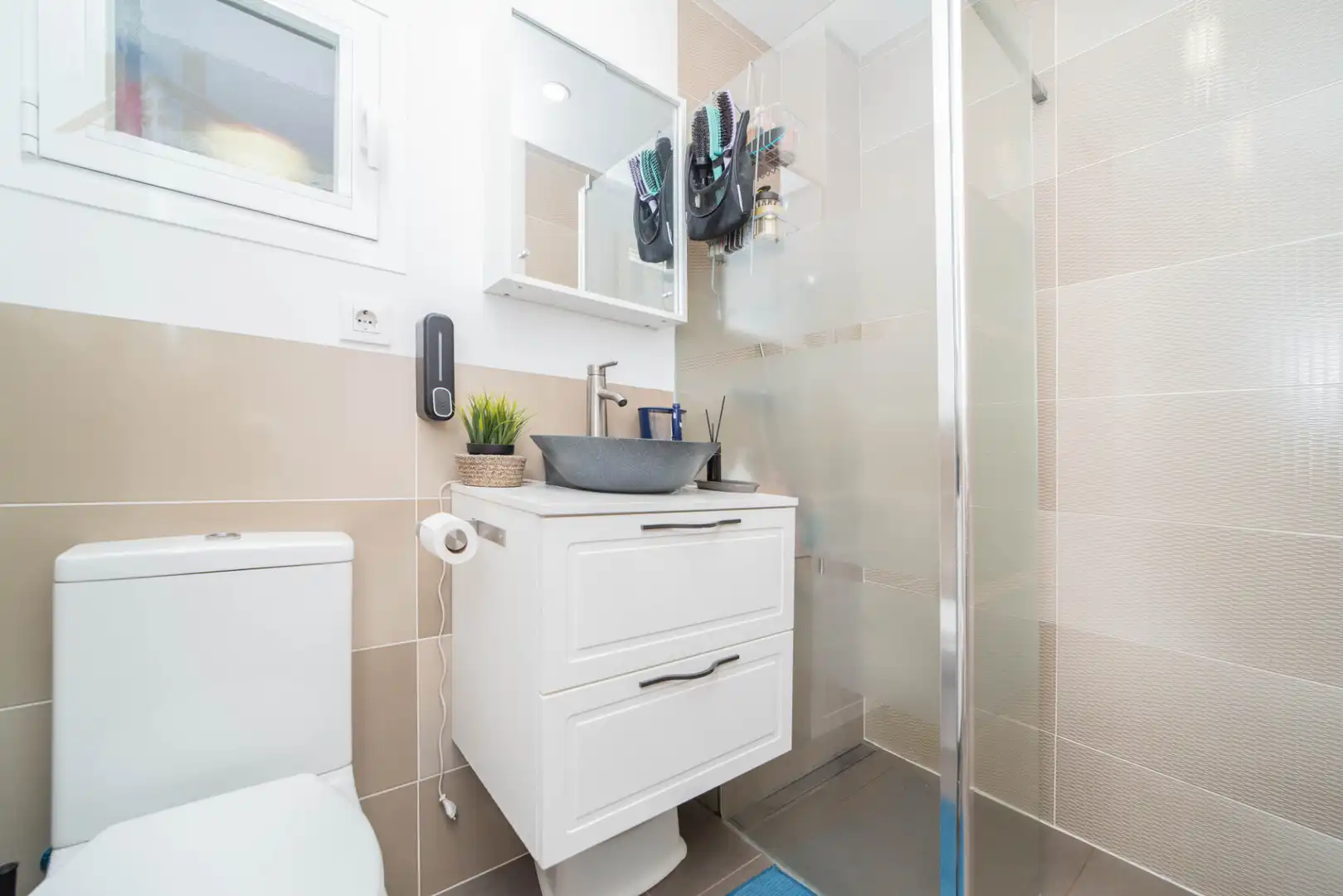 Bathroom of Flat for sale in Móstoles  with Heating