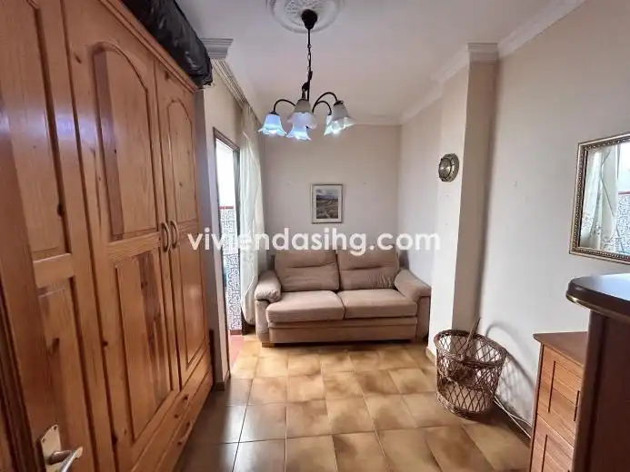Sala de estar de Piso en venta en Los Realejos con Amueblado y Balcón