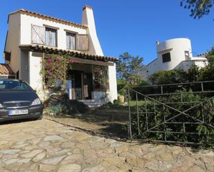 Jardí de Casa adosada en venda en L'Estartit amb Terrassa