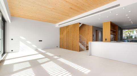 Foto 2 de Casa adosada de alquiler en Apel.les Mestres, Ciutat Diagonal, Esplugues de Llobregat