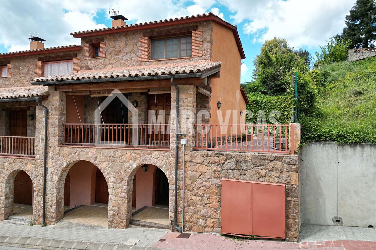 Exterior view of House or chalet for sale in Viladrau