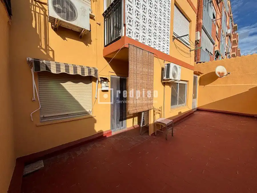 Vista exterior de Piso en venta en Valencia con Aire acondicionado, Calefacción y Terraza