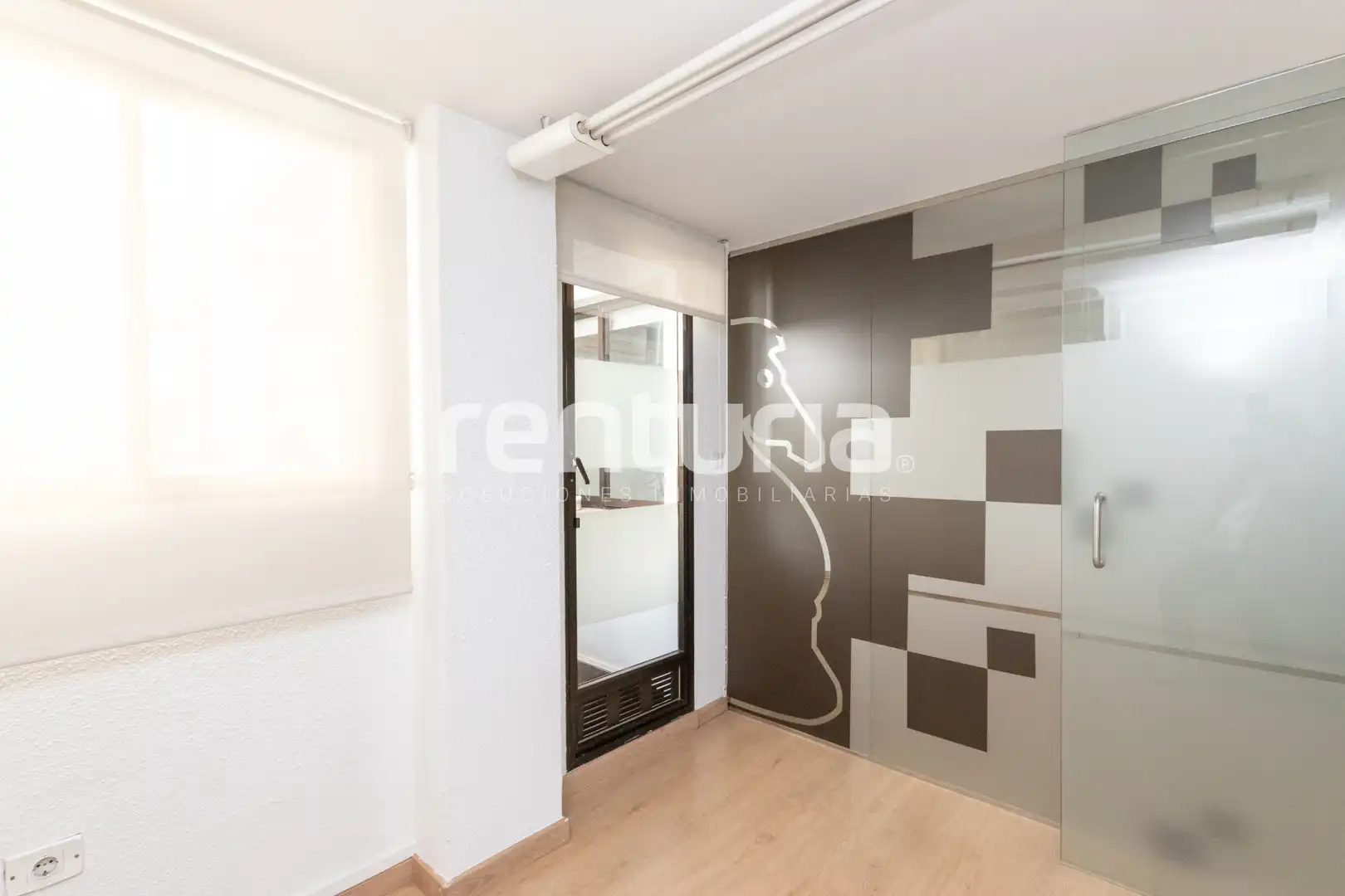 Habitación de Piso en venta en Valencia con Aire acondicionado, Calefacción y Balcón
