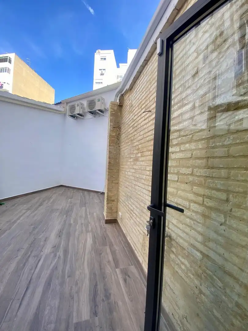 Terrasse von Erdgeschoss zum Verkauf in Valencia mit Klimaanlage, Heizung und Terrasse
