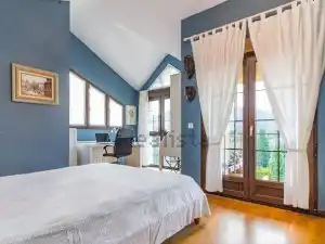 Dormitori de Casa o xalet en venda en Cudillero amb Aire condicionat, Calefacció i Jardí privat