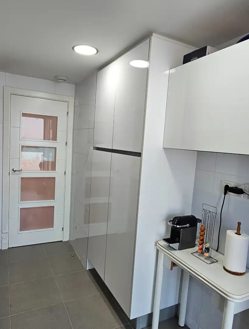 Kitchen of Flat for sale in Madrid  with Air Conditioner, Heating and Storage room