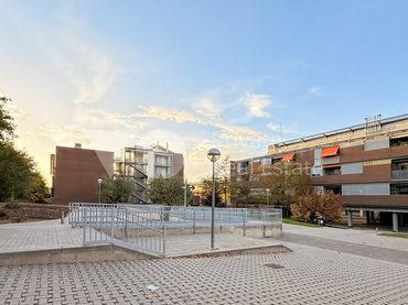 Piso con ascensor en venta en Golf - El Carralero