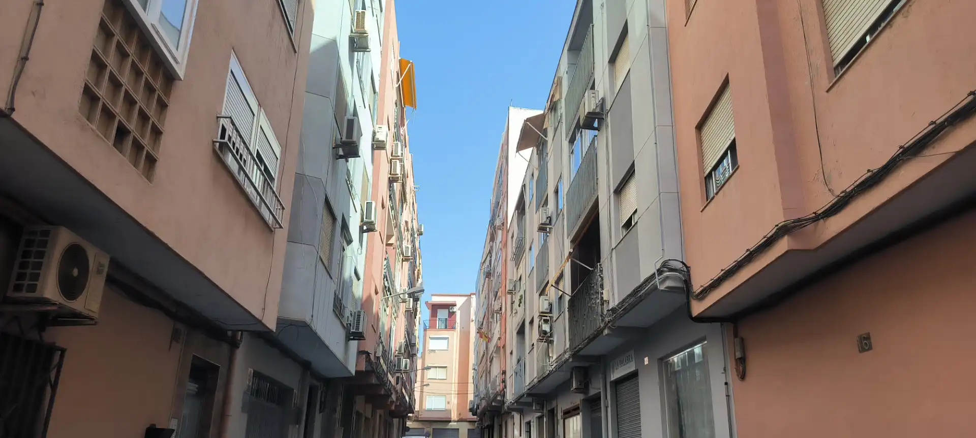 Exterior view of Flat for sale in Almería  with Air Conditioner, Furnished and Oven