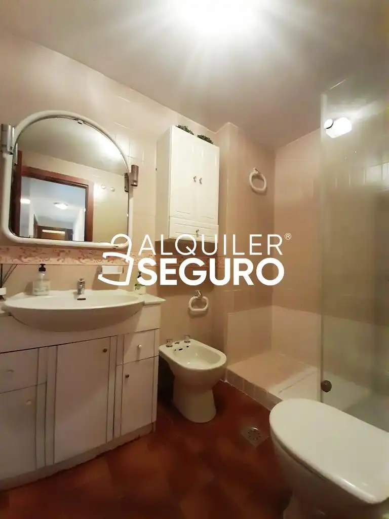 Habitación de Piso de alquiler en Madrid con Calefacción