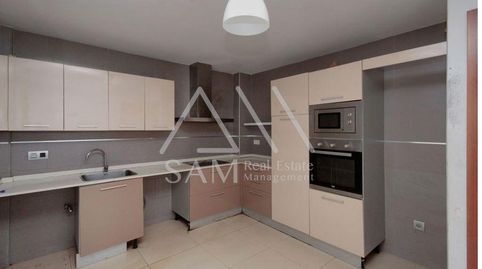 Photo 5 of Single-family semi-detached for sale in Can Franquesa, Santa Coloma de Gramenet