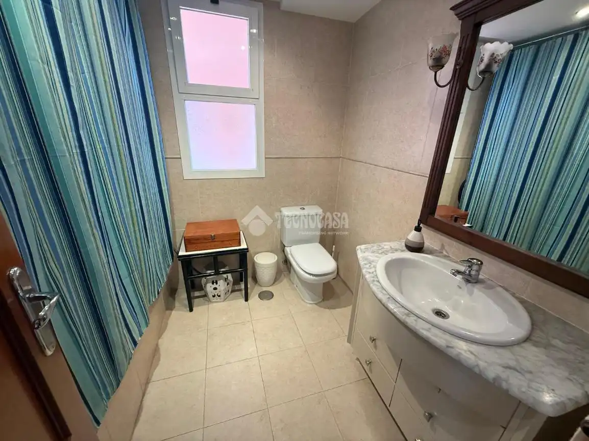 Baño de Piso en venta en Estepona con Balcón
