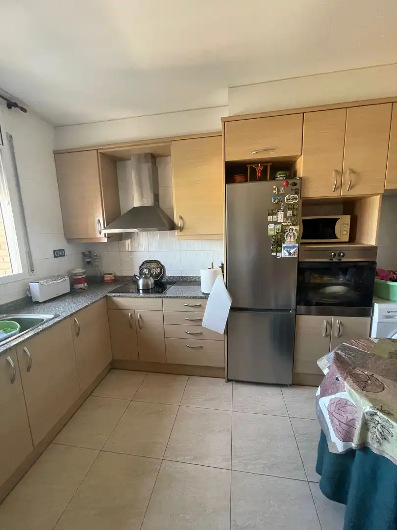 Küche von Wohnung zur Miete in Cerdanyola del Vallès mit Heizung, Privatgarten und Ofen