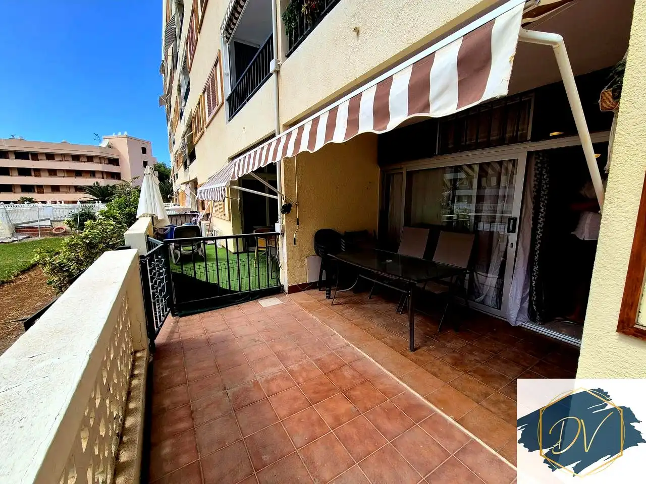 Terrace of Ground floor for sale in Los Cristianos