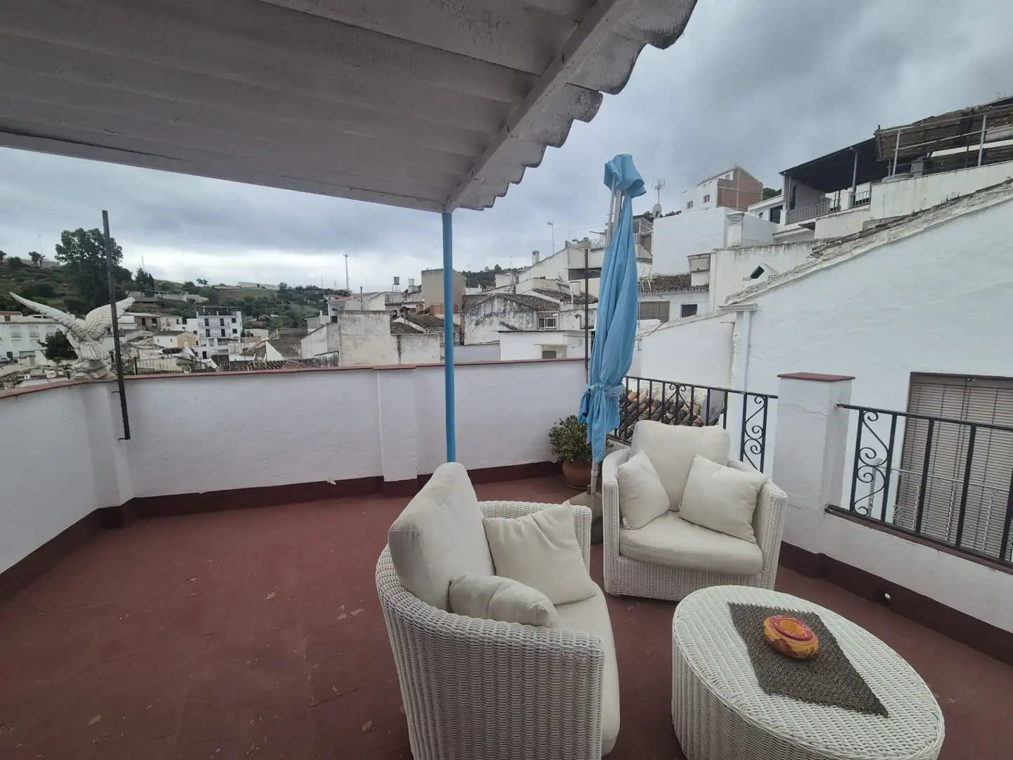 Terrace of Houses for sale in Guaro  with Air Conditioner, Terrace and Furnished