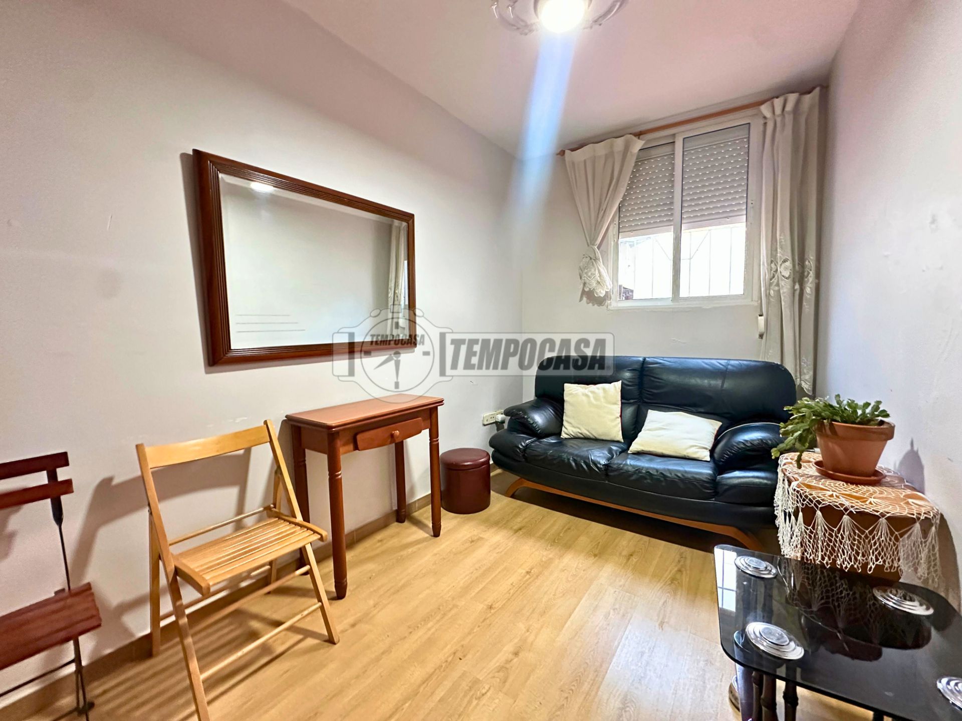 Habitación de Piso en venta en  Madrid Capital con Calefacción y Terraza