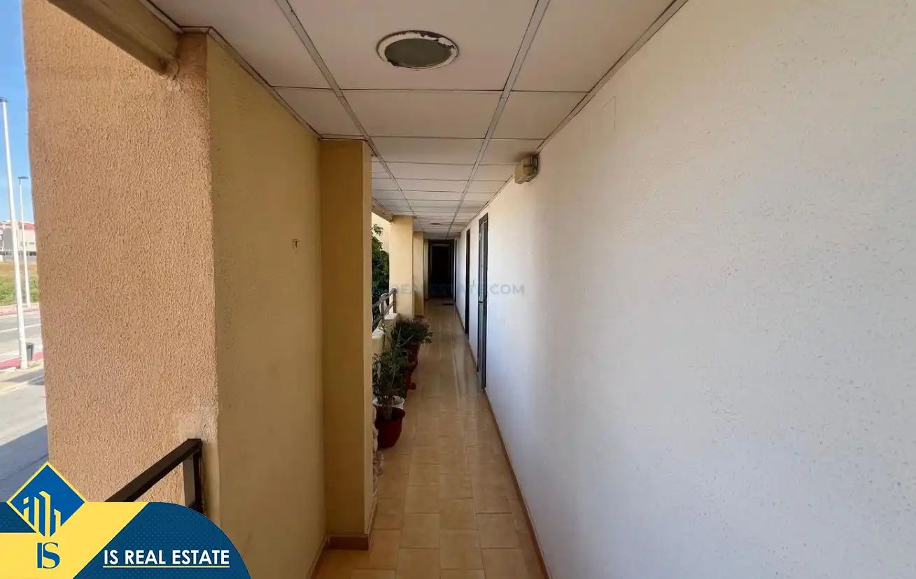 Study for sale in Torrevieja  with Air Conditioner, Heating and Terrace