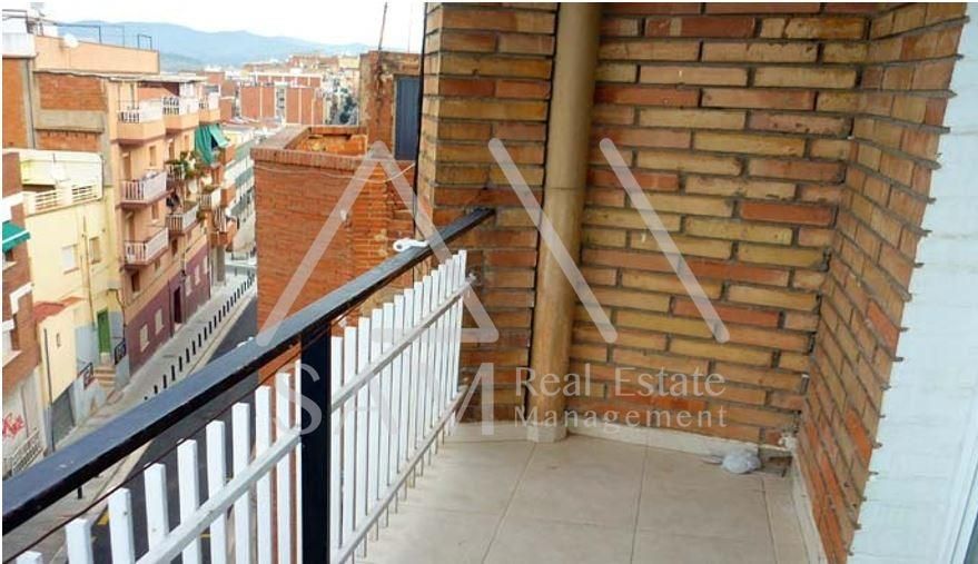 Terrassa de Pis en venda en Badalona amb Balcó