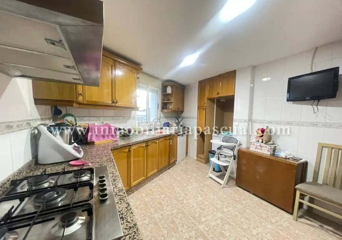 Cuina de Casa o xalet en venda en Beniarrés amb Aire condicionat, Terrassa i Traster