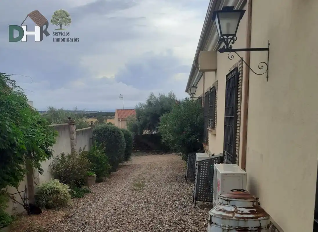Exterior view of Houses for sale in Cáceres  with Air Conditioner, Heating and Storage room