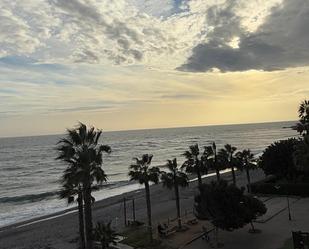 Vista exterior de Pis en venda en Torrox amb Terrassa i Balcó