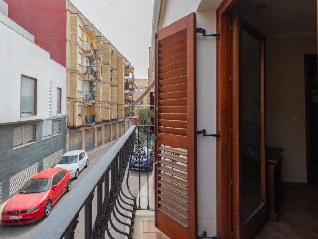 Terrassa de Casa o xalet en venda en Cheste amb Calefacció i Balcó