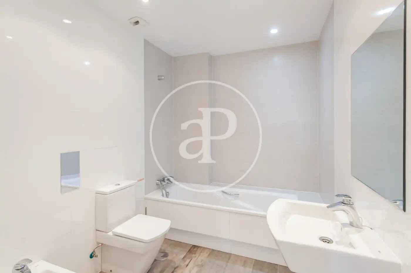 Flat with pool to rent in C. de Peñalara de Aravaca, imagen 16