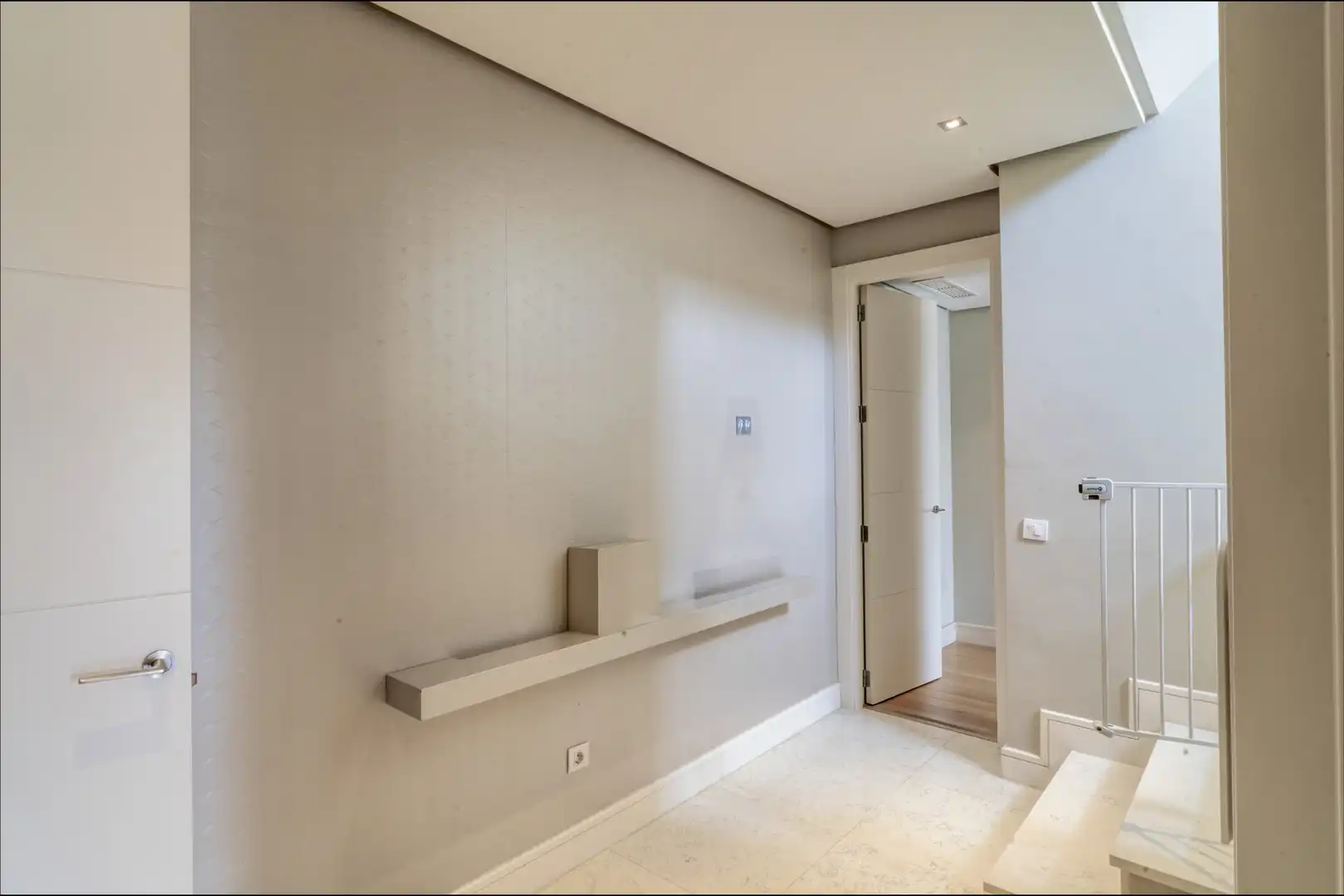 Casa con piscina en venta en Milla de Oro, imagen 42