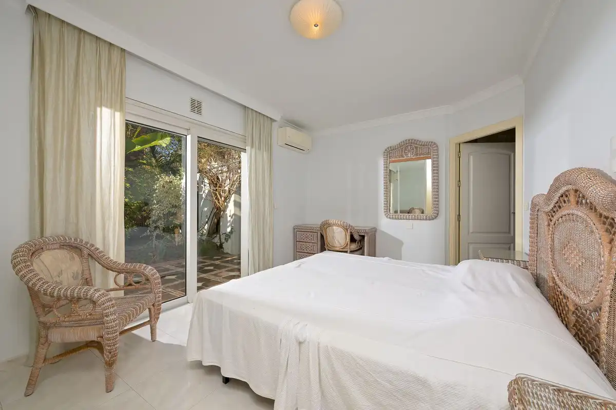 Habitación de Casa o chalet en venta en Marbella con Terraza, Trastero y Piscina