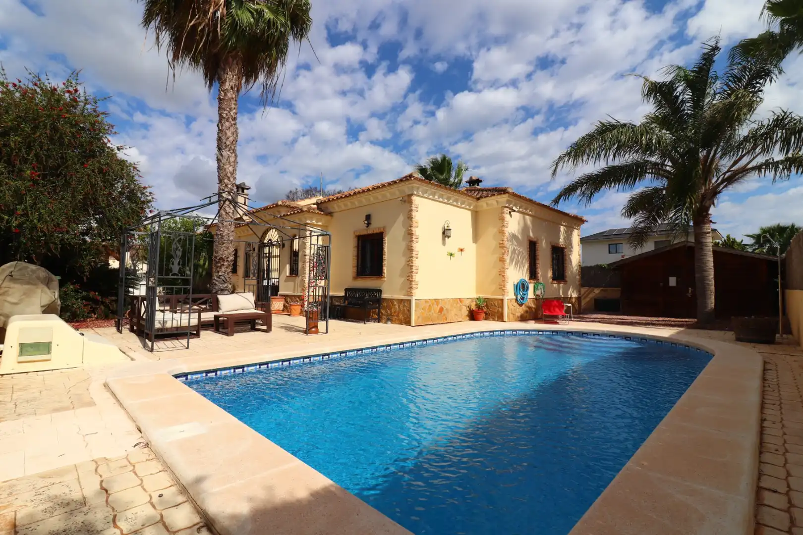 Piscina de Casa o xalet en venda en Daya Vieja amb Terrassa i Traster