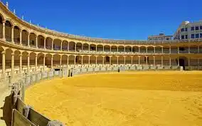 Inmuebles singulares con ascensor en venta en Casco Histórico, imagen 2