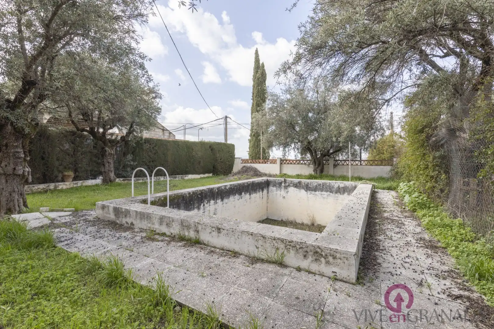 Haus oder Chalet zum Verkauf in Cájar mit Schwimmbad