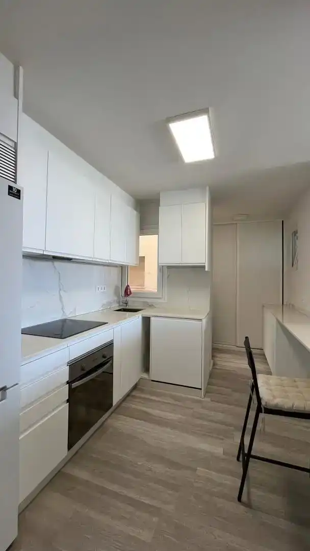 Küche von Wohnung zur Miete in Torrevieja mit Klimaanlage und Balkon