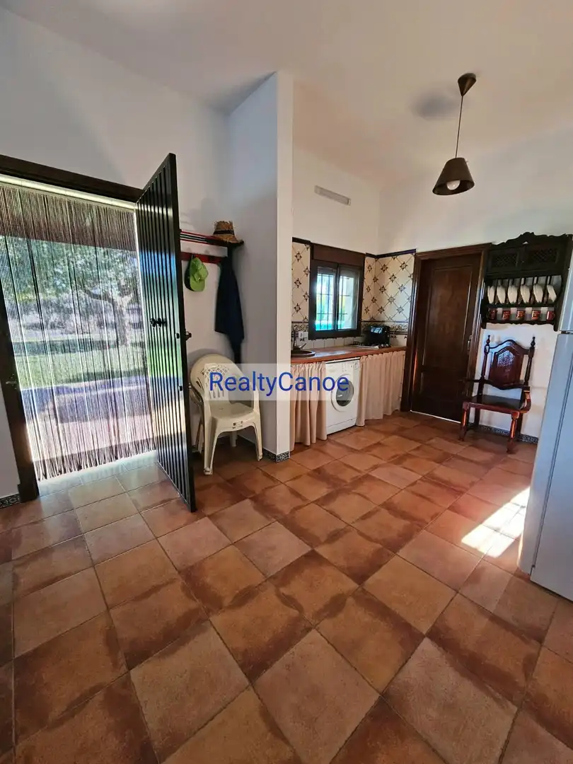 Cuina de Casa o xalet en venda en Villamartín amb Jardí privat i Traster