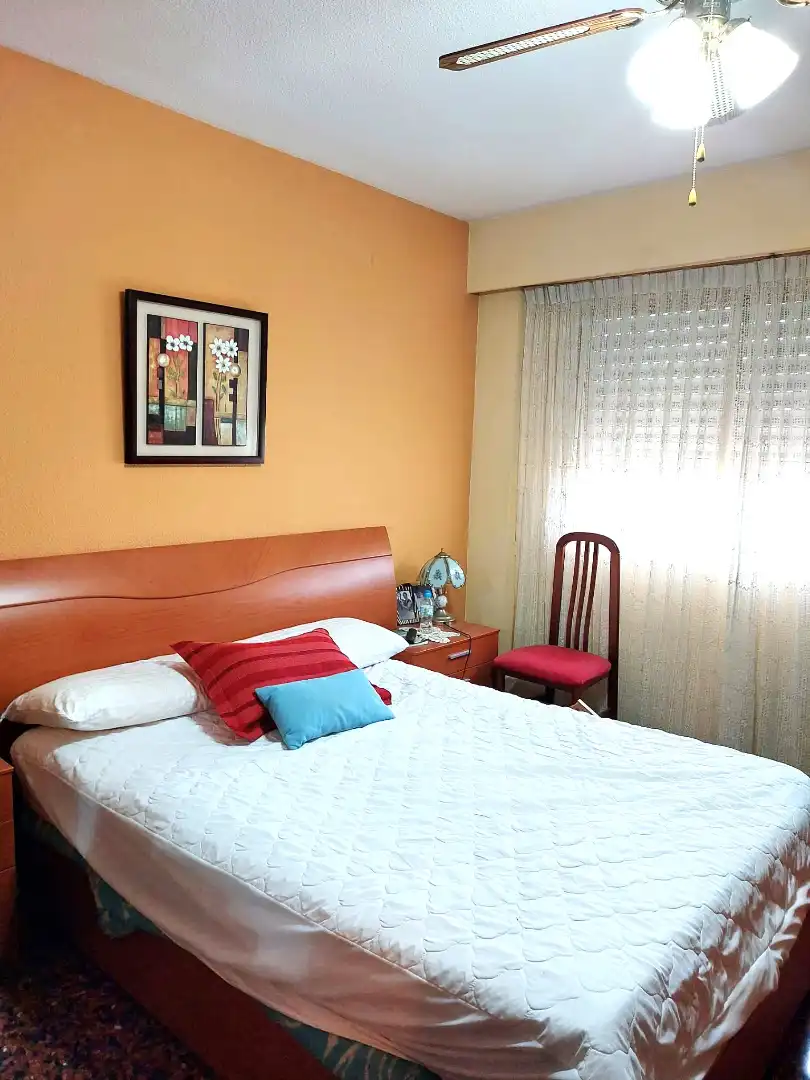 Habitación de Piso en venta en Valencia con Aire acondicionado, Horno y Balcón