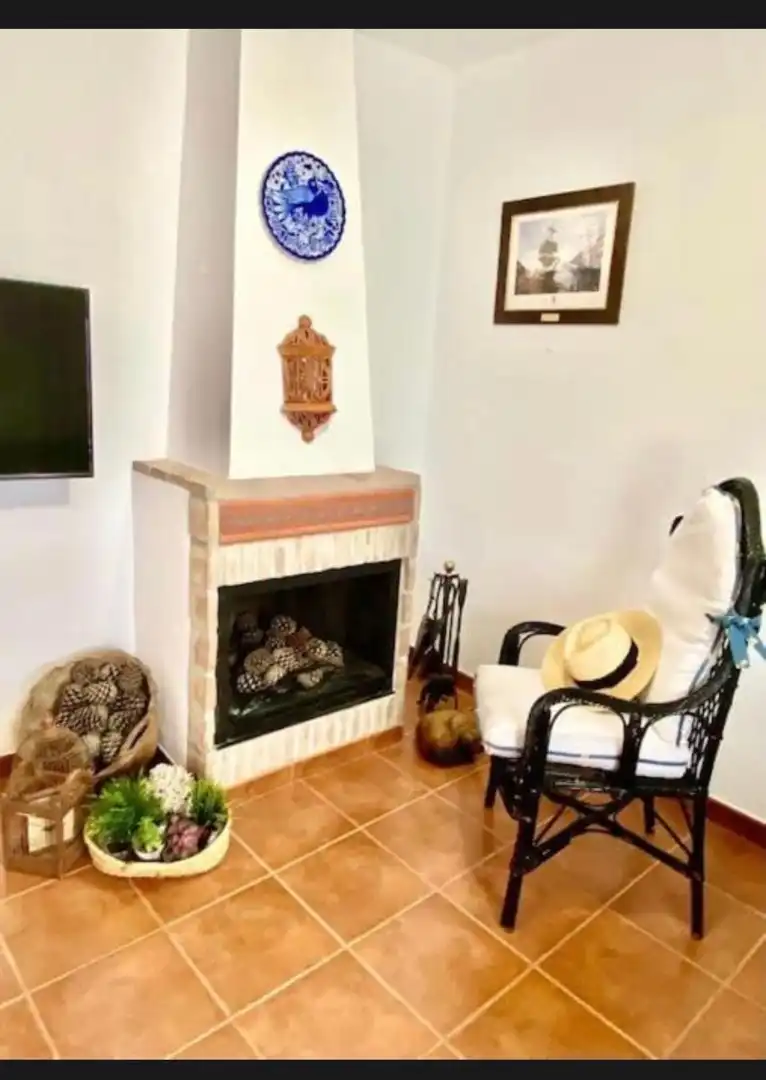 Sala de estar de Casa adosada en venta en Istán con Aire acondicionado, Calefacción y Terraza