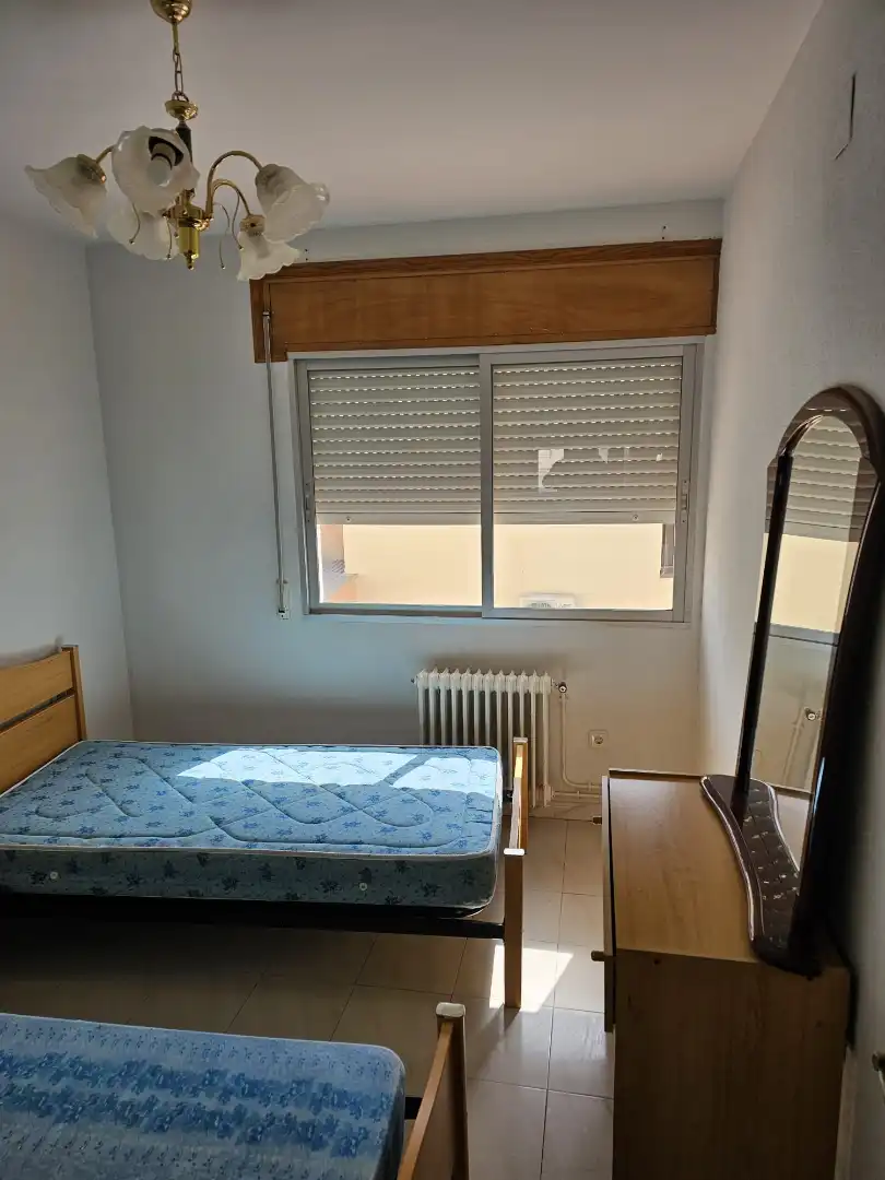 Schlafzimmer von Einfamilien-Reihenhaus zum Verkauf in La Guardia mit Heizung
