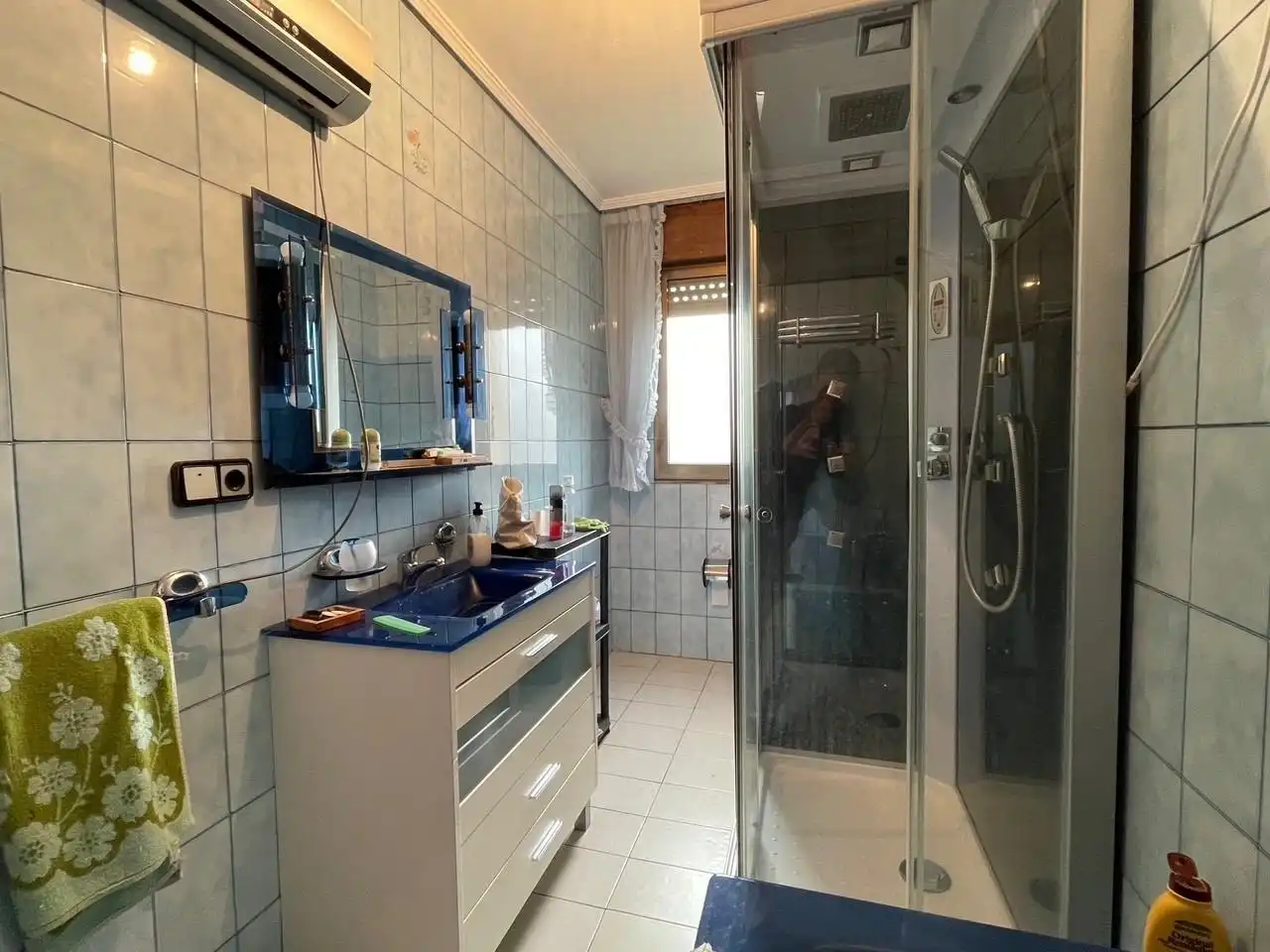 Badezimmer von Haus oder Chalet zum Verkauf in Ponferrada mit Heizung und Privatgarten