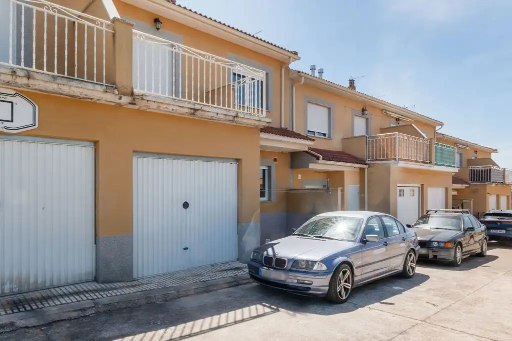 Exterior view of Detached homes for sale in Aldearrubia