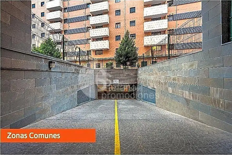 Appartamento con piscina in vendita a Calle Héroe de Sostoa, imagen 33