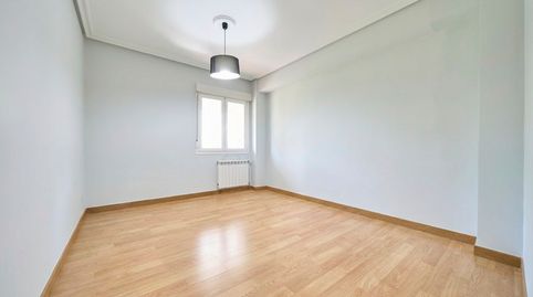 Foto 2 de Pis en venda a Jose Atxotegi Kalea, Gazalbide, Vitoria - Gasteiz