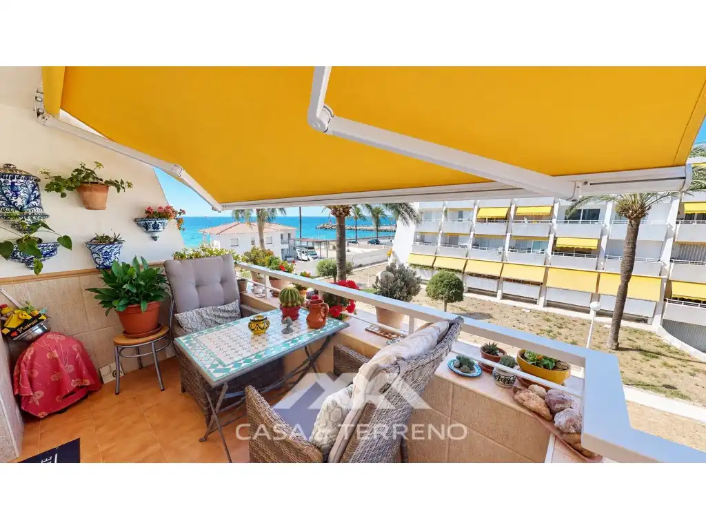 Duplex avec terrasse à vendre à Avenida Andalucia (Caleta Velez)