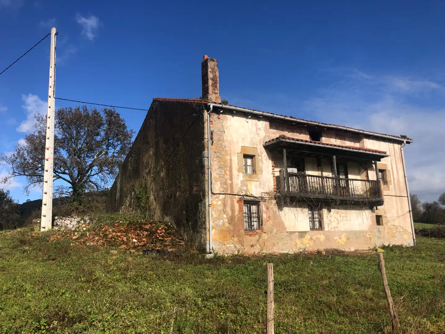 Vista exterior de Casa o chalet en venta en Entrambasaguas con Jardín privado, Trastero y Balcón