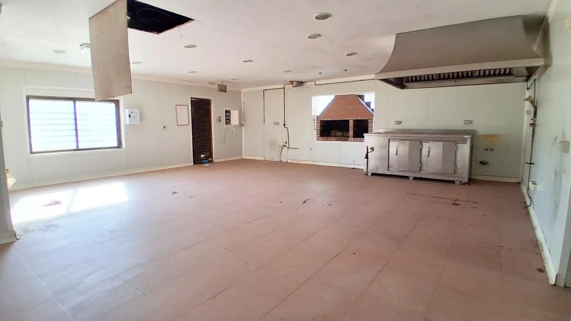 Commercial properties for sale in Vecinos