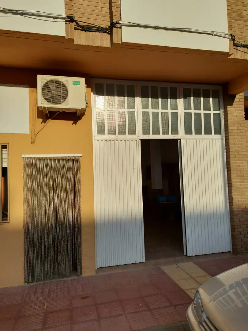 Vista exterior de Local en venta en Azagra con Aire acondicionado y Amueblado